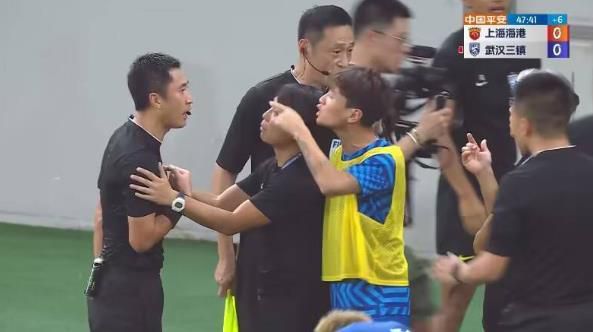 今日（5月8日）片方发布了“听妈妈的话”公益特辑，提示女性自我保护，呼吁男性关爱尊重女性。